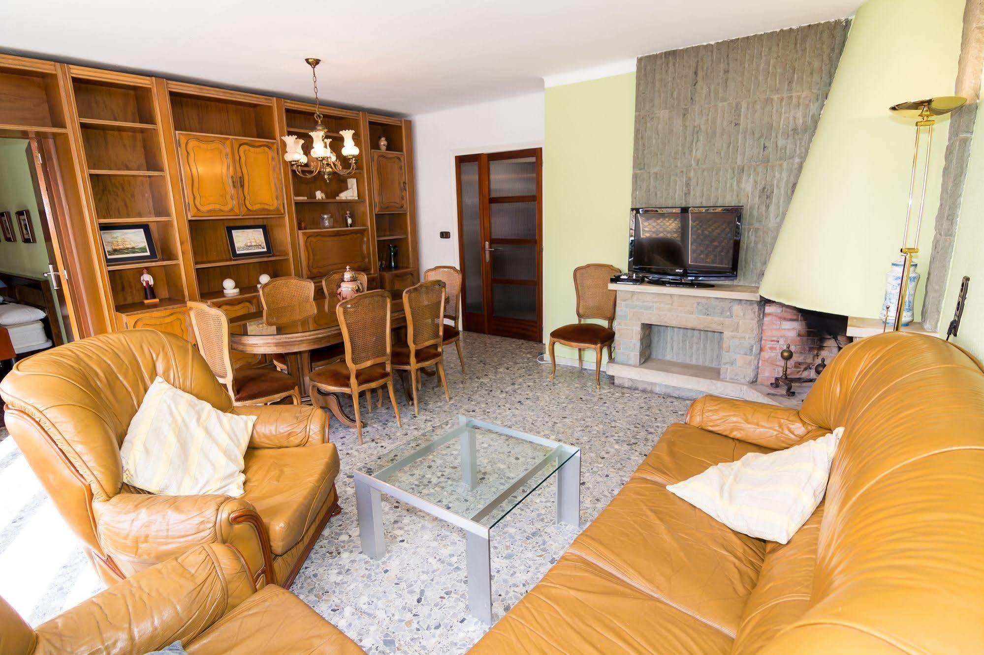 Apartmán Agi Joan Badosa Roses Exteriér fotografie