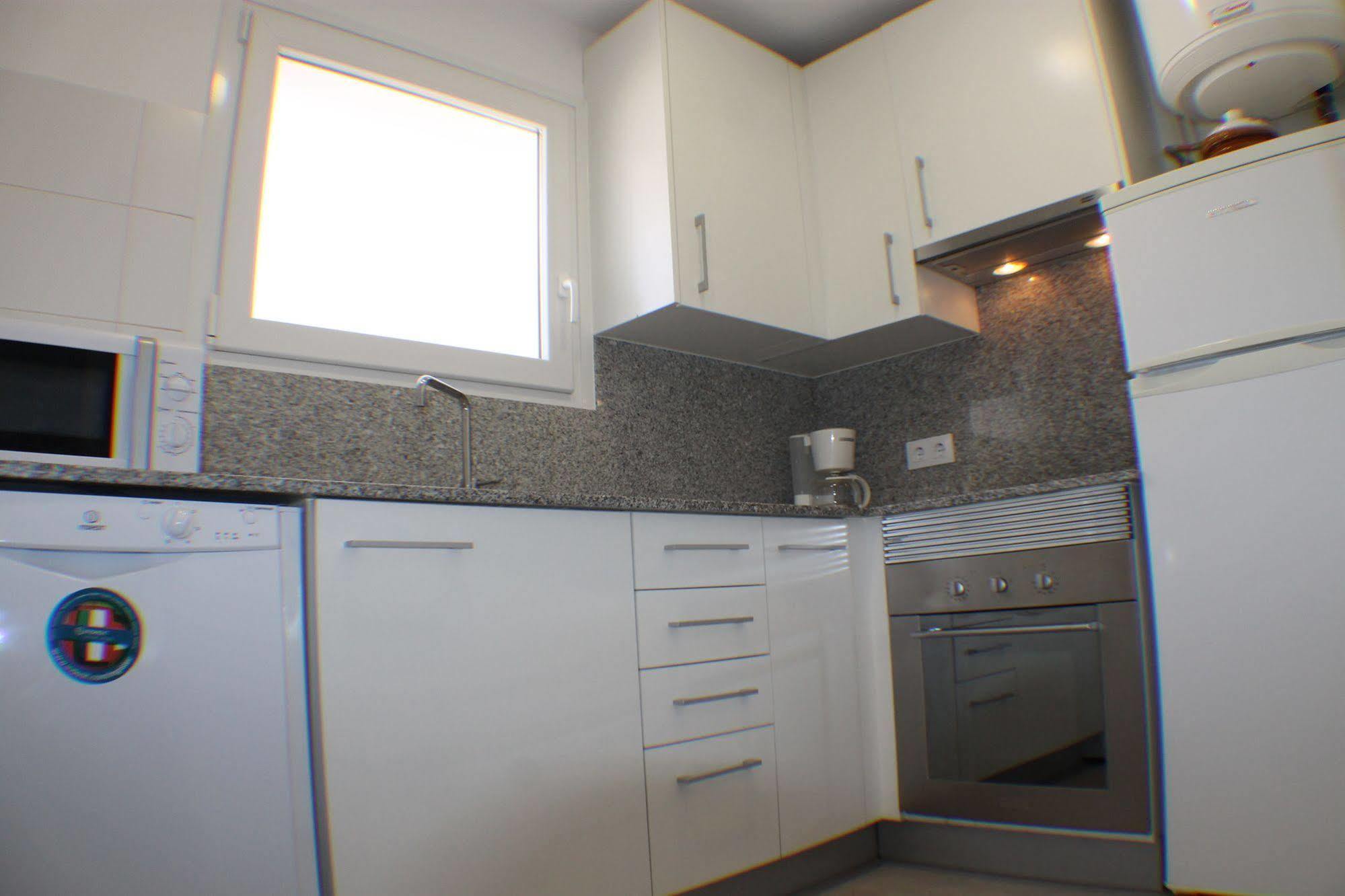 Apartmán Agi Joan Badosa Roses Exteriér fotografie